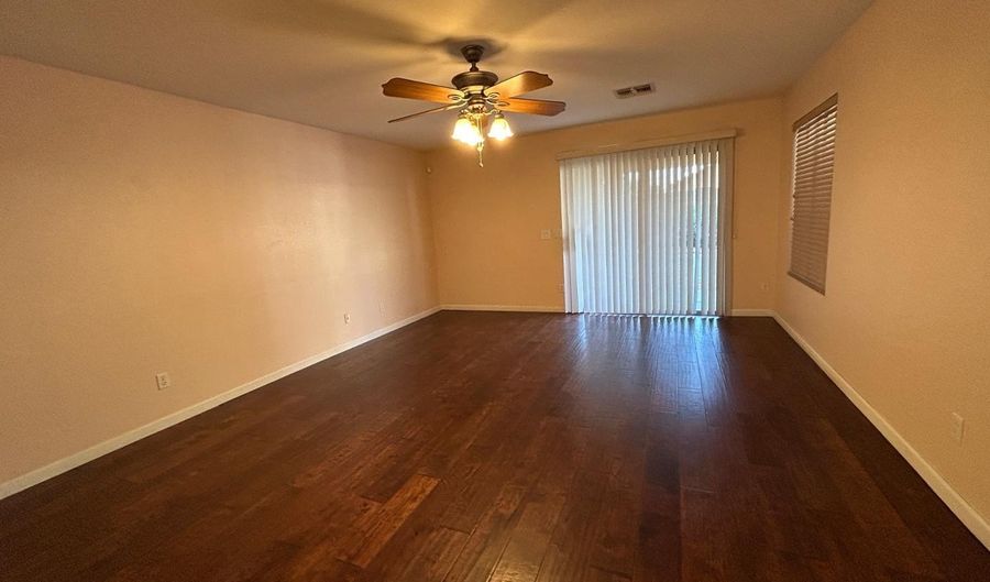 11418 W CAMBRIDGE Ave, Avondale, AZ 85392 - 3 Beds, 2 Bath