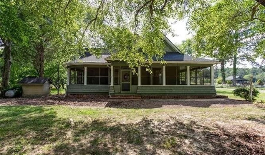 125 E Sewell Rd, Aragon, GA 30104 - 3 Beds, 2 Bath