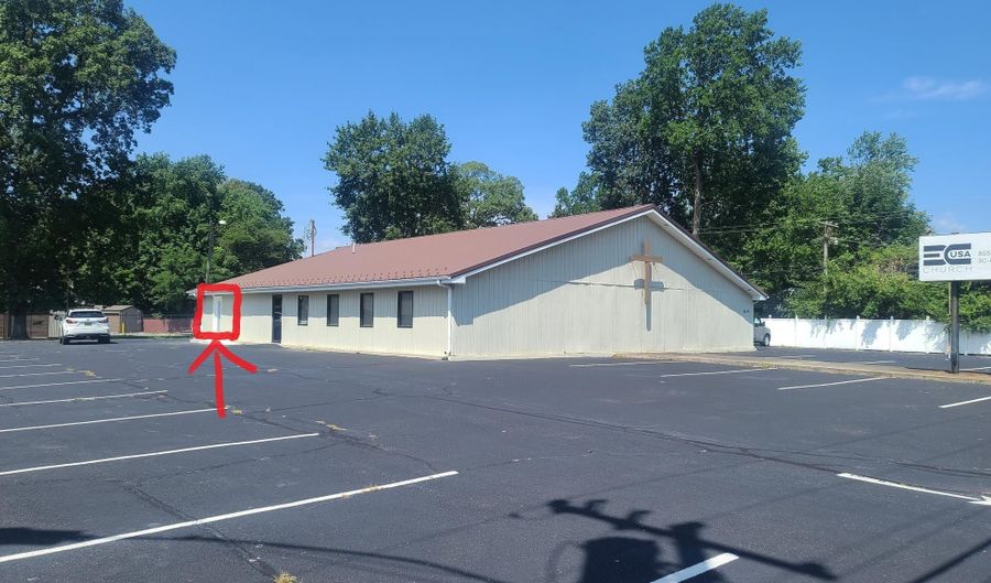 614 S DUPONT UNIT B Hwy, Dover, DE 19901 - 0 Beds, 0 Bath