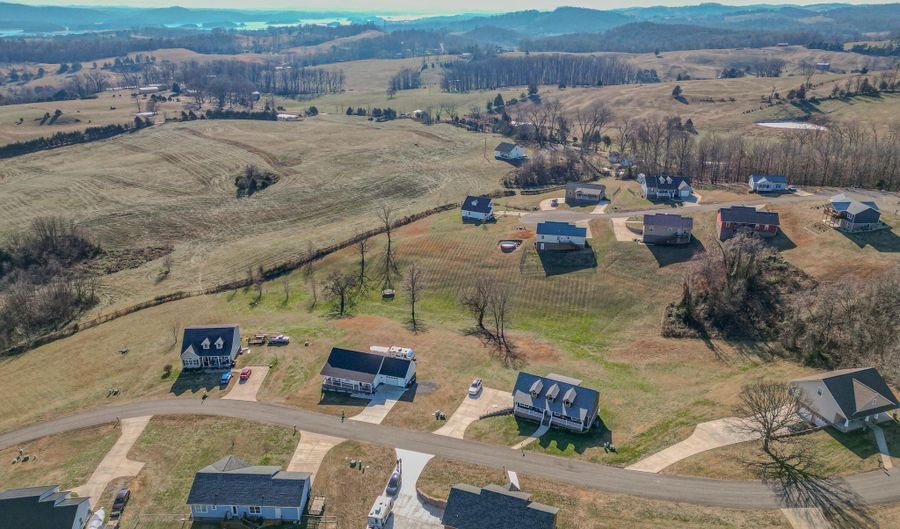 194 Pleasant Ridge Lane Ln, Bean Station, TN 37708 - 3 Beds, 2 Bath