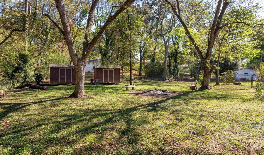 1405 VALLEY Pl, Anniston, AL 36207 - 3 Beds, 2 Bath