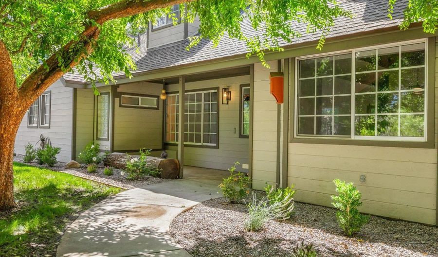 2029 Winterwarm Dr, Fallbrook, CA 92028 - 3 Beds, 3 Bath