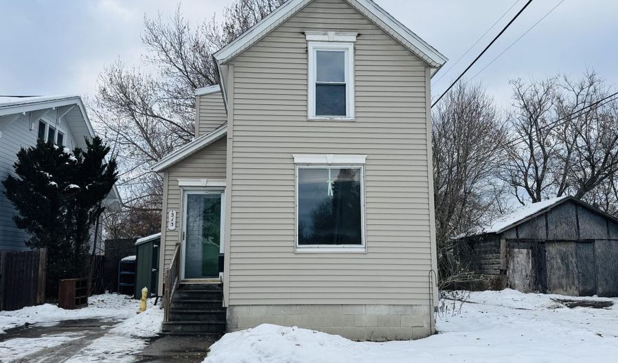 313 S 7th Ave, Alpena, MI 49707 - 2 Beds, 1 Bath