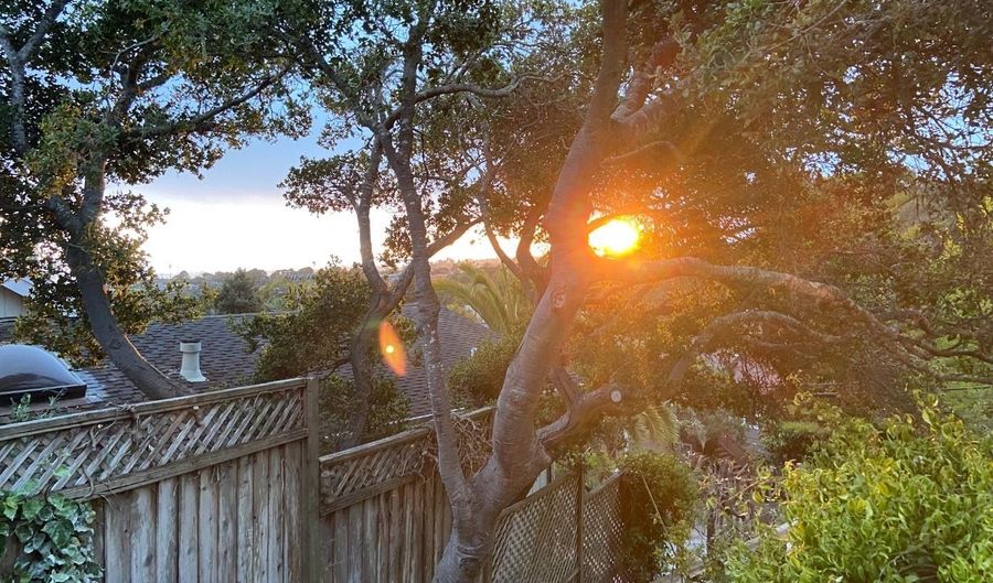 254 Aptos Beach Dr, Aptos, CA 95003 - 3 Beds, 3 Bath