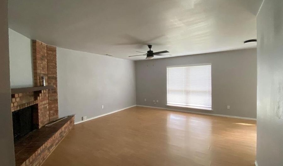 5217 Kisor Dr, The Colony, TX 75056 - 3 Beds, 2 Bath
