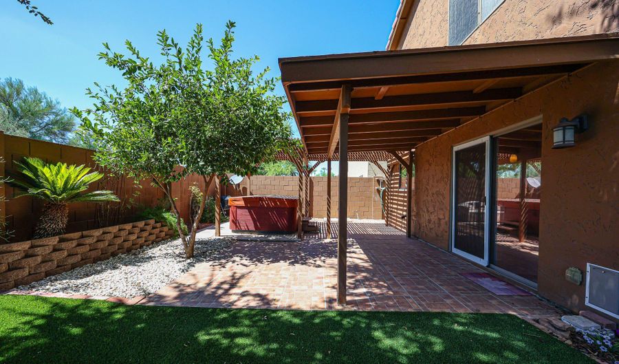 6276 S Nash Way, Chandler, AZ 85249 - 3 Beds, 3 Bath