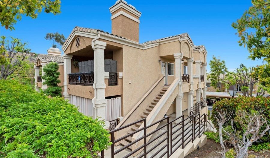 7000 Ballena Way, Carlsbad, CA 92009 - 1 Beds, 1 Bath