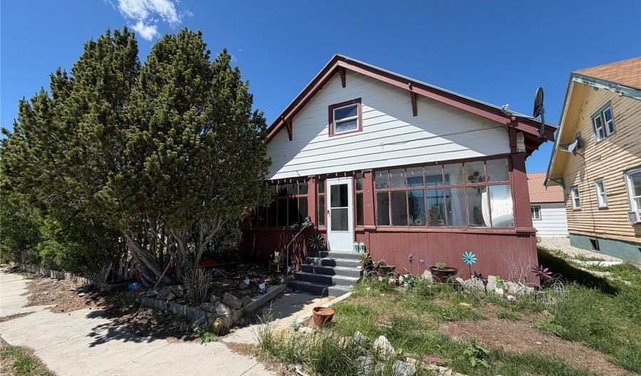 4 Chestnut, Anaconda, MT 59711 - 4 Beds, 1 Bath