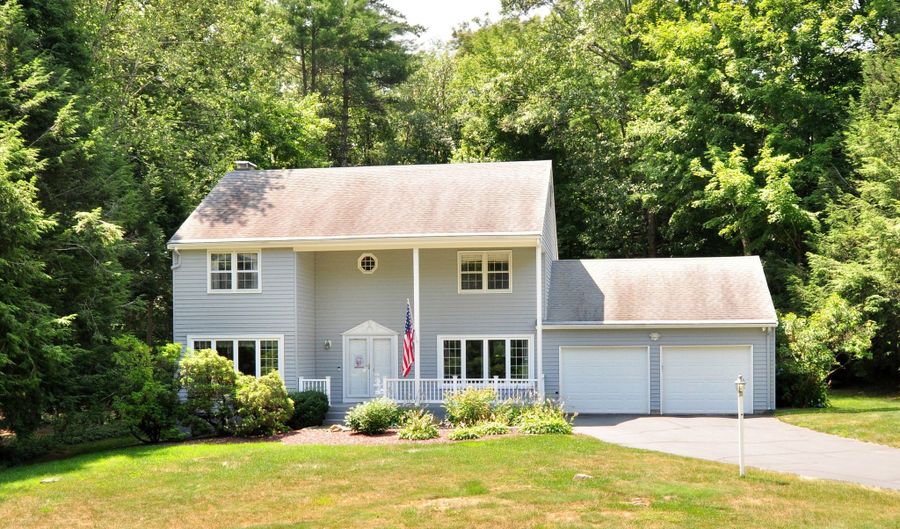 23 Kingsbridge, Avon, CT 06001 - 4 Beds, 3 Bath