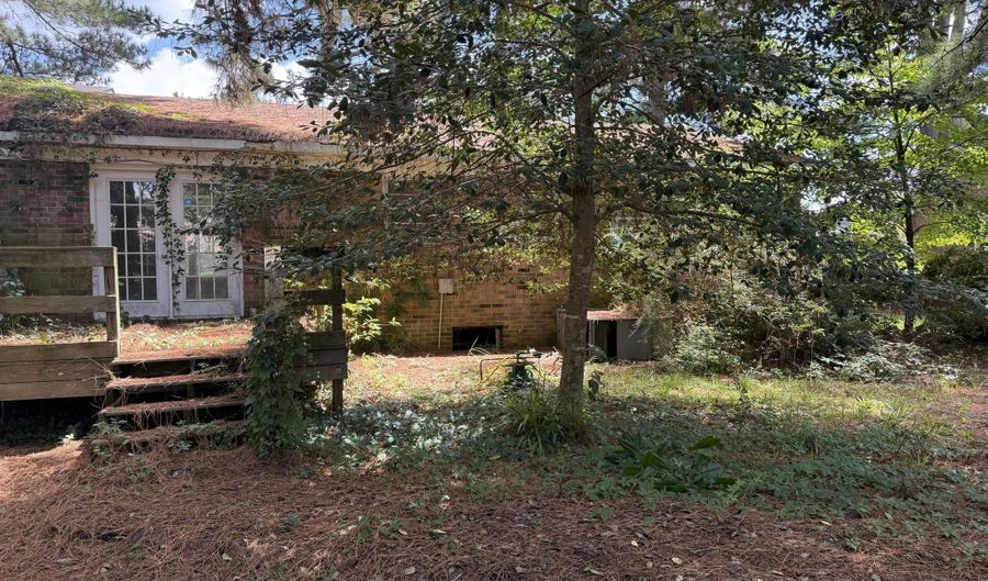 623 Curtis St N, Ahoskie, NC 27910 - 3 Beds, 2 Bath