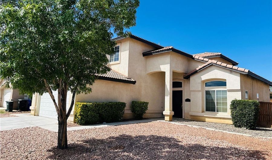 14760 Sandstone, Adelanto, CA 92301 - 4 Beds, 3 Bath