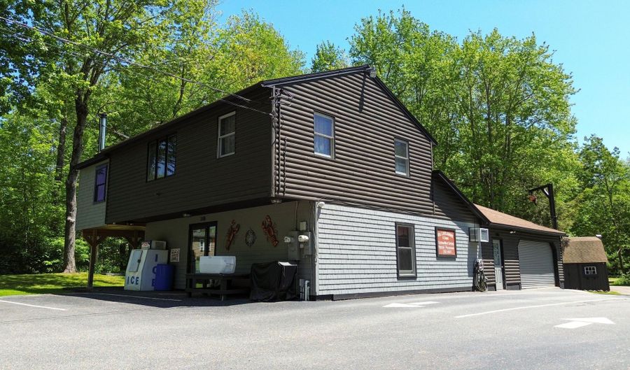 208 New Rd, Arundel, ME 04046 - 2 Beds, 2 Bath