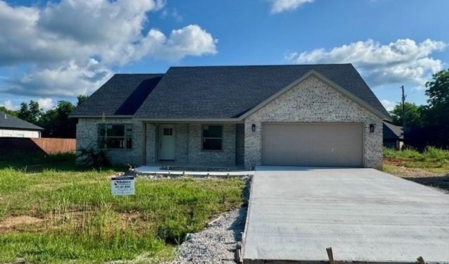 8 Cannich Ln, Bella Vista, AR 72715 - 2 Beds, 2 Bath