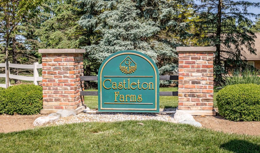 7517 Castleton Farms N Dr, Indianapolis, IN 46256 - 2 Beds, 2 Bath