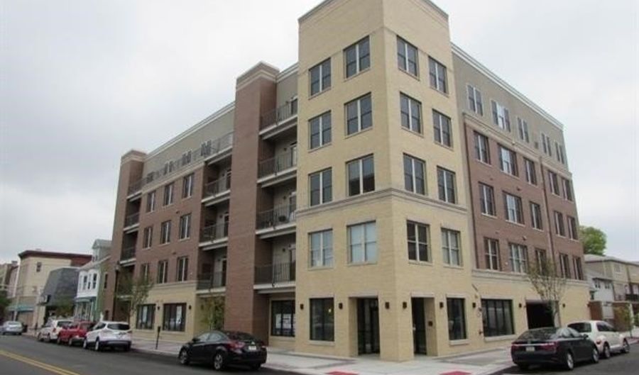 186-194 BROADWAY 303, Bayonne, NJ 07002 - 1 Beds, 2 Bath