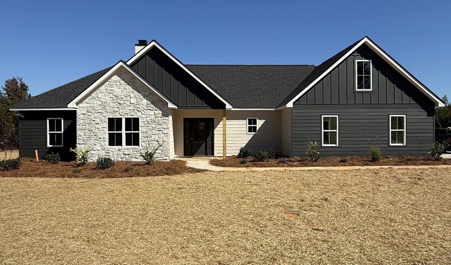 603 Silver Dollar Rd, Barnesville, GA 30204 - 4 Beds, 2 Bath