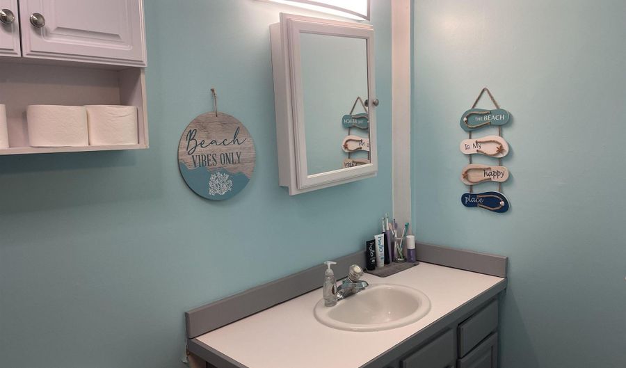 5276 Silver Creek Dr, Alger, MI 48610 - 2 Beds, 1 Bath