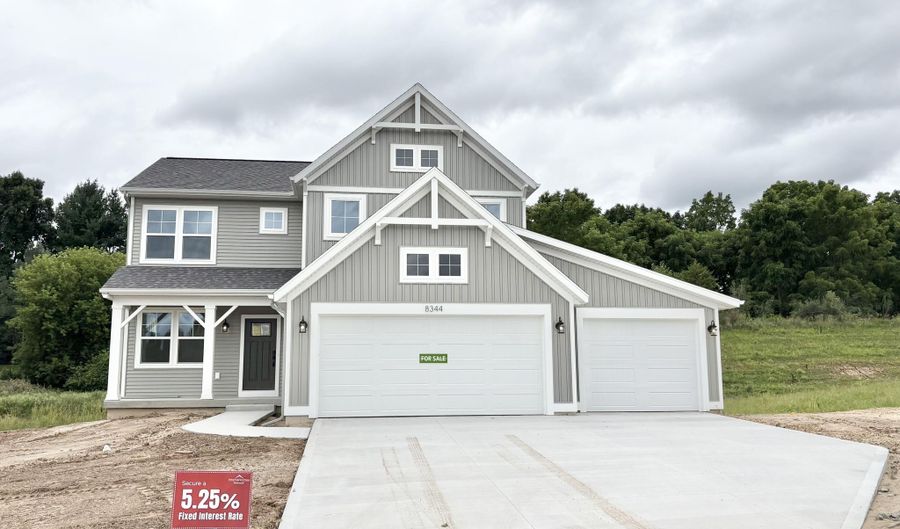 8344 Kettle Oak Dr SE, Alto, MI 49302 - 4 Beds, 3 Bath