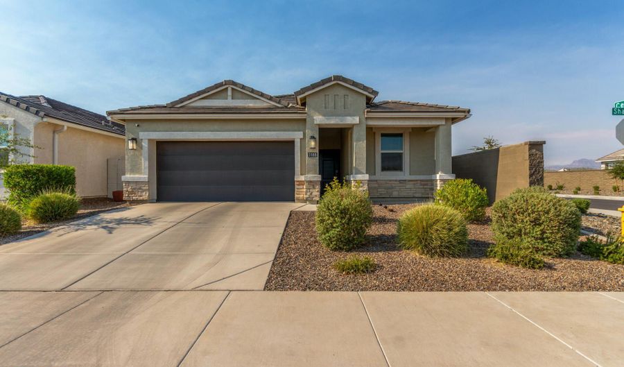 3188 W SHANLEY Ave, Apache Junction, AZ 85120 - 3 Beds, 2 Bath