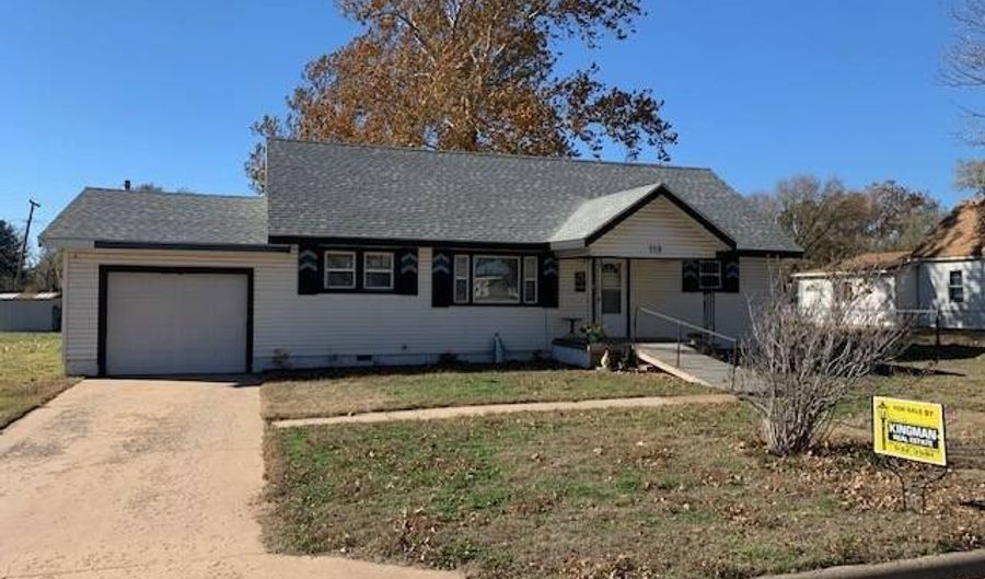 119 N Botkin St, Attica, KS 67009 - 3 Beds, 1 Bath