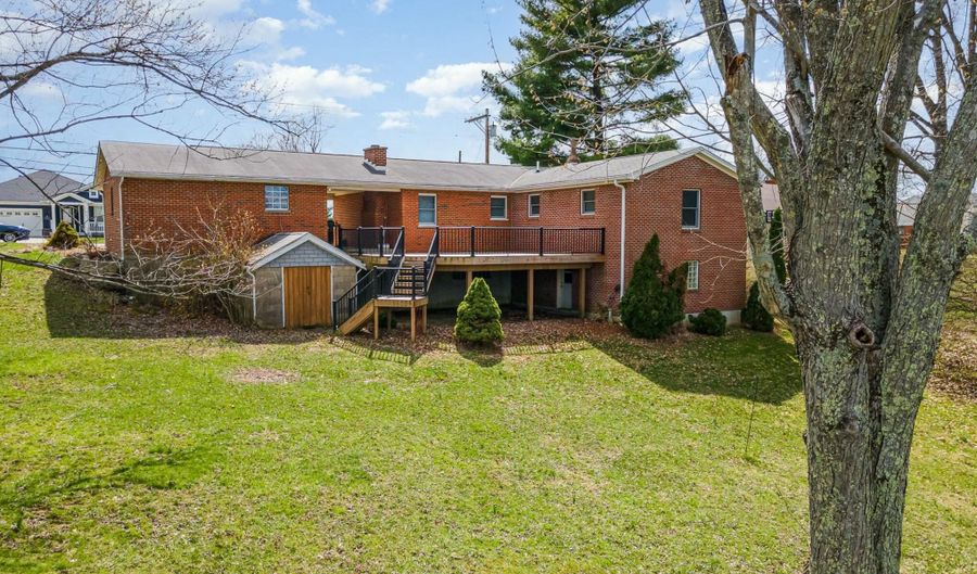 1306 Poplar Ridge Rd, Alexandria, KY 41001 - 3 Beds, 2 Bath