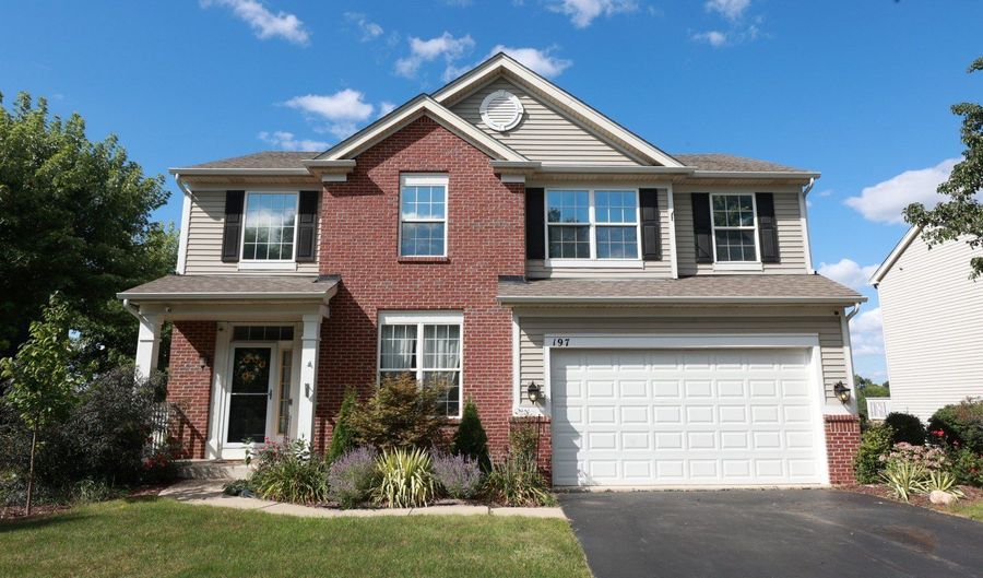 197 E Old Mill Trl, Antioch, IL 60002 - 4 Beds, 3 Bath