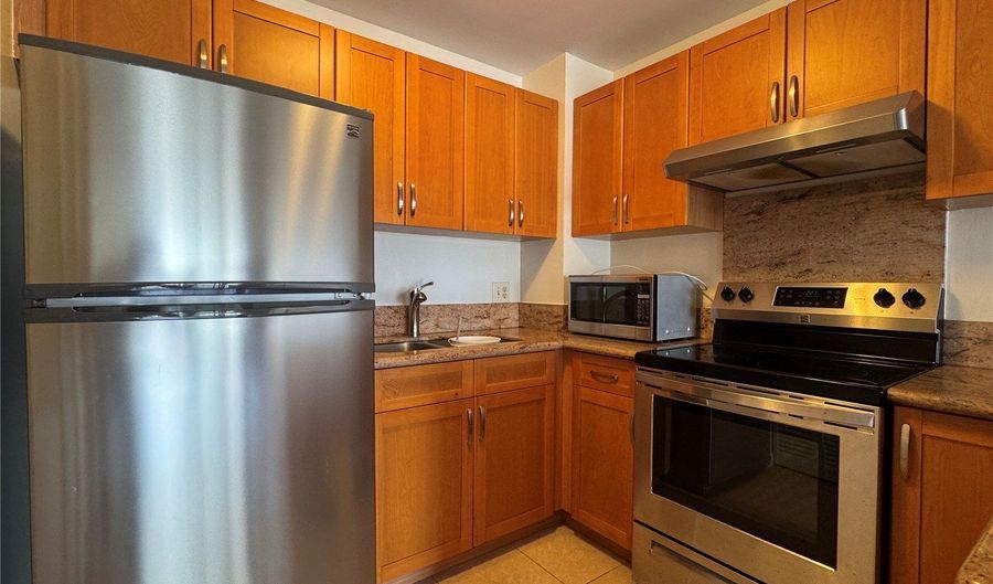 2474 Kapiolani Blvd 401, Honolulu, HI 96826 - 2 Beds, 2 Bath