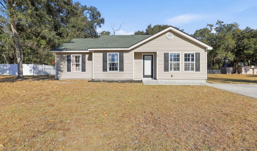 43 Southern Magnolia Dr, Beaufort, SC 29907 - 3 Beds, 2 Bath