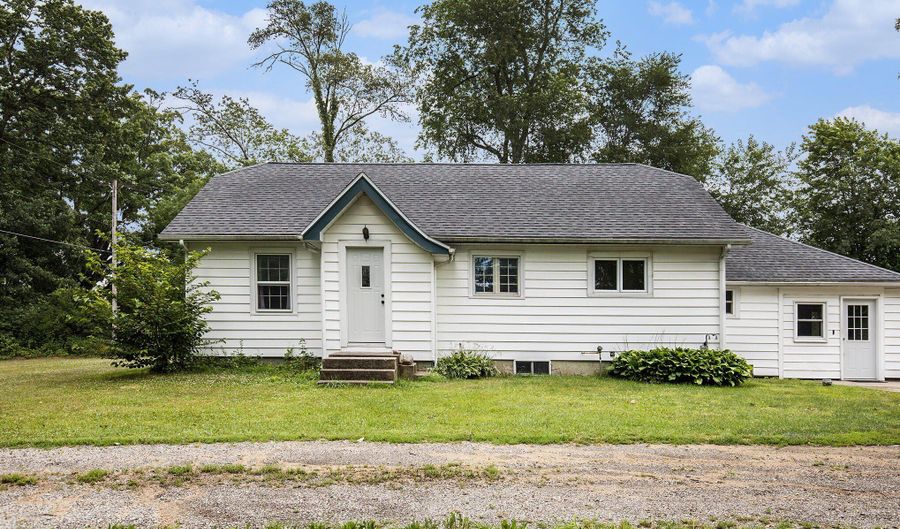 9560 Bailey Dr NE, Ada, MI 49301 - 3 Beds, 2 Bath