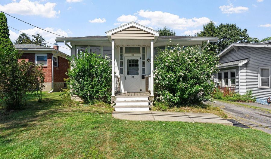 32 Homestead St, Albany, NY 12203 - 2 Beds, 1 Bath