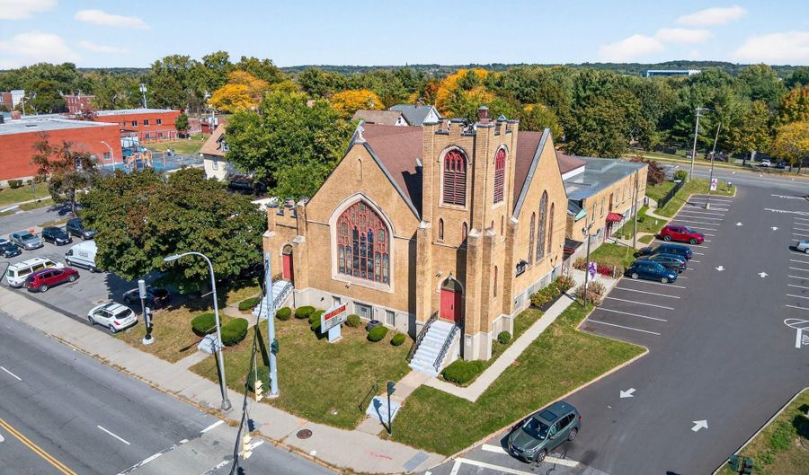 585 Central Ave, Albany, NY 12206 - 0 Beds, 5 Bath