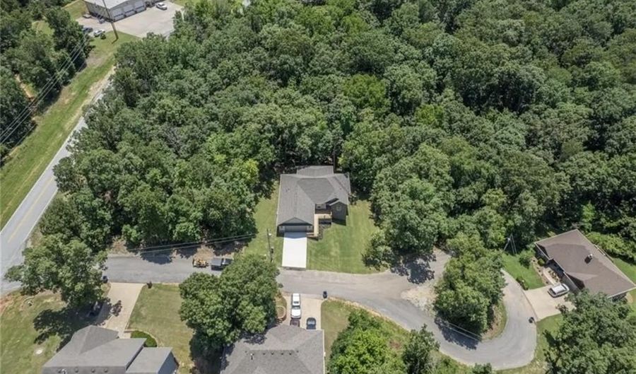 3 Sean Ln, Bella Vista, AR 72714 - 3 Beds, 2 Bath