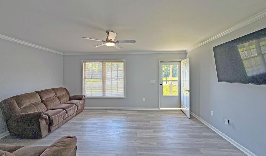 19365 MCKENZIE Ct, Lincoln, DE 19960 - 3 Beds, 2 Bath