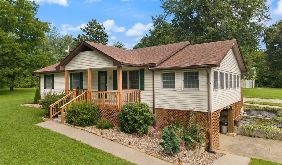 5763 E KY Hwy 90, Albany, KY 42602 - 3 Beds, 2 Bath