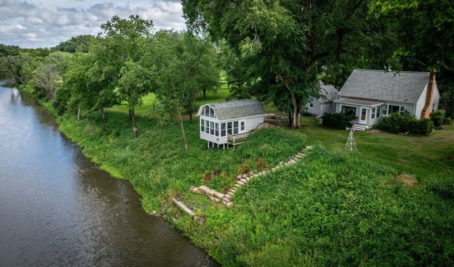 509 Garfield St, Alton, IA 51003 - 3 Beds, 2 Bath