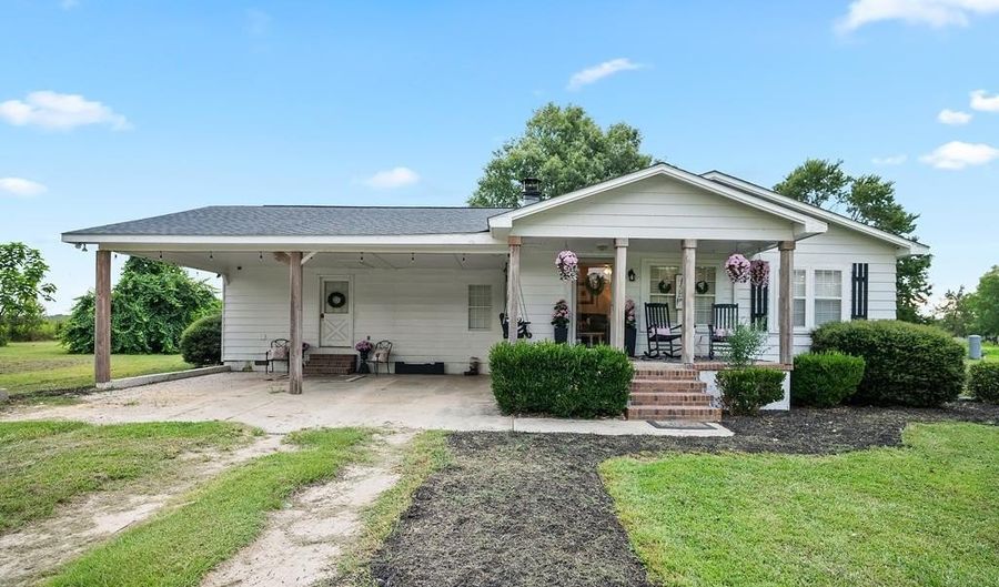 183 Moray Rd, Alma, GA 31510 - 3 Beds, 2 Bath