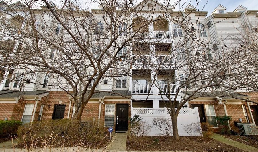 2324 HENSHAW Pl 3, Alexandria, VA 22311 - 1 Beds, 1 Bath