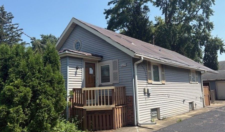 509 E Lincoln St, Arlington Heights, IL 60005 - 3 Beds, 2 Bath