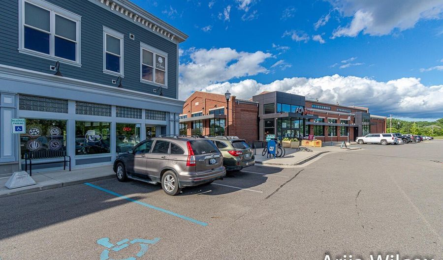 1041 Dogwood Meadows Dr SE, Ada, MI 49301 - 4 Beds, 2 Bath