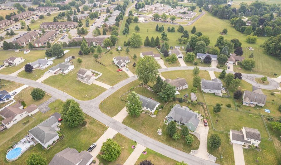 225 Joy Rd, Adrian, MI 49221 - 3 Beds, 2 Bath