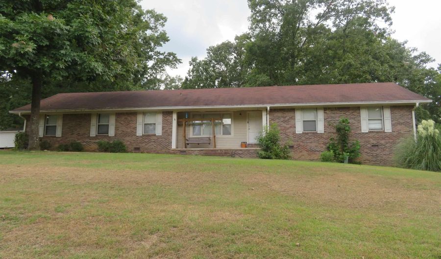 919 N 26th St, Arkadelphia, AR 71923 - 4 Beds, 2 Bath