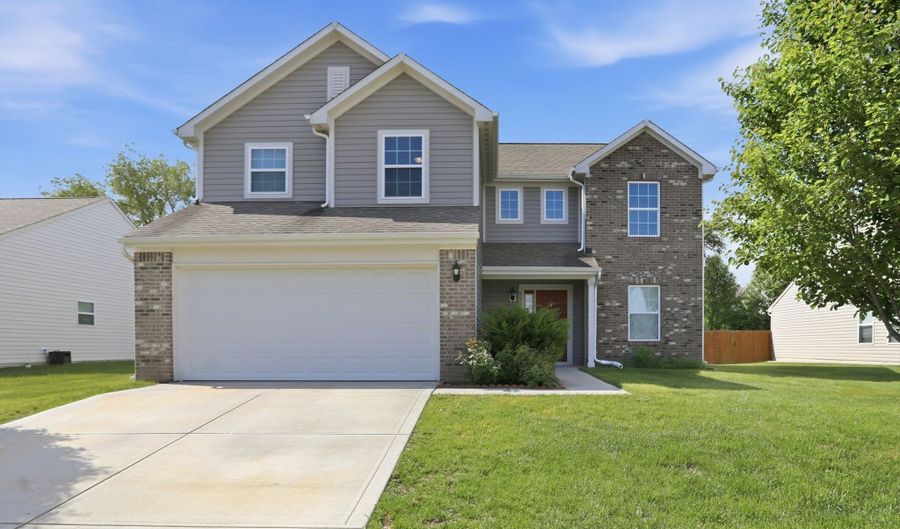 953 Beal Way, Indianapolis, IN 46217 - 4 Beds, 3 Bath