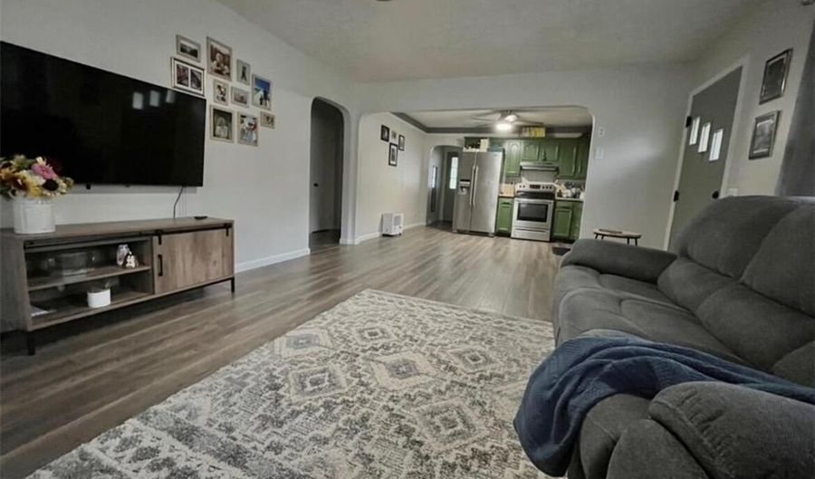 747 English Ave, Austin, IN 47102 - 2 Beds, 1 Bath