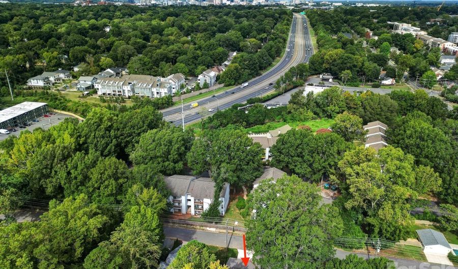 1016 Rockway Dr, Charlotte, NC 28205 - 5 Beds, 4 Bath