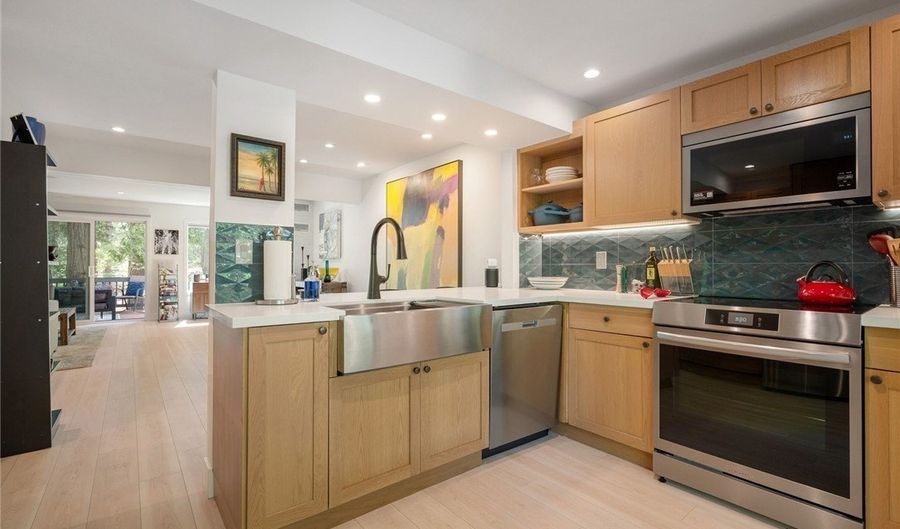 998 Driver Way 2, Incline Village, NV 89451 - 2 Beds, 2 Bath