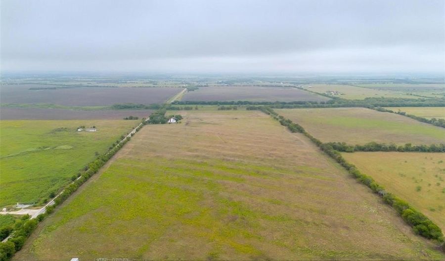 10044 County Road 107, Alvarado, TX 76009 - 4 Beds, 2 Bath