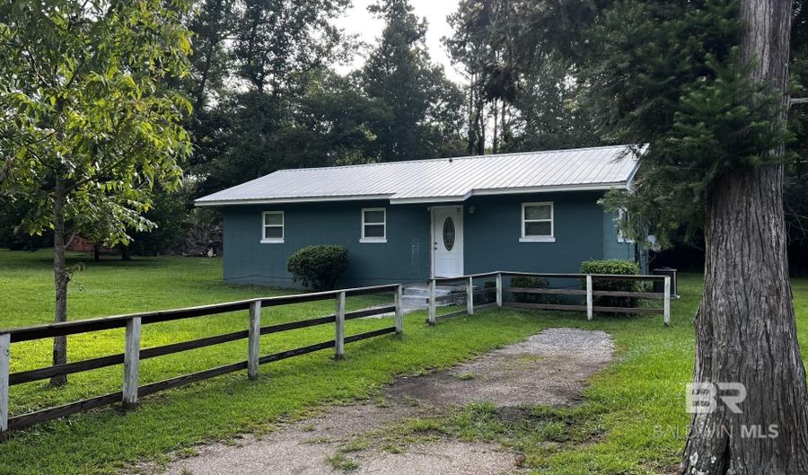 42620 Nicholsville Rd, Bay Minette, AL 36507 - 3 Beds, 1 Bath