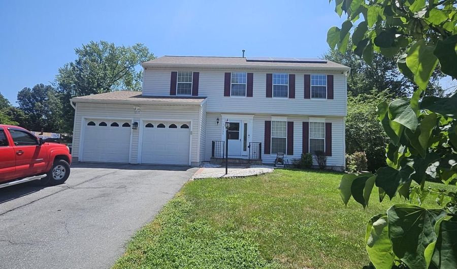 14506 FOUST St, Accokeek, MD 20607 - 4 Beds, 4 Bath