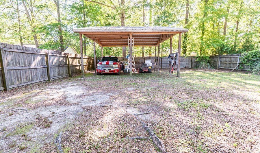 102 Pinehurst Dr, Ashford, AL 36312 - 3 Beds, 2 Bath