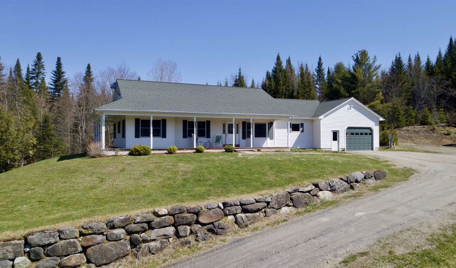 398 Harveys Hollow Rd, Danville, VT 05828 - 3 Beds, 3 Bath